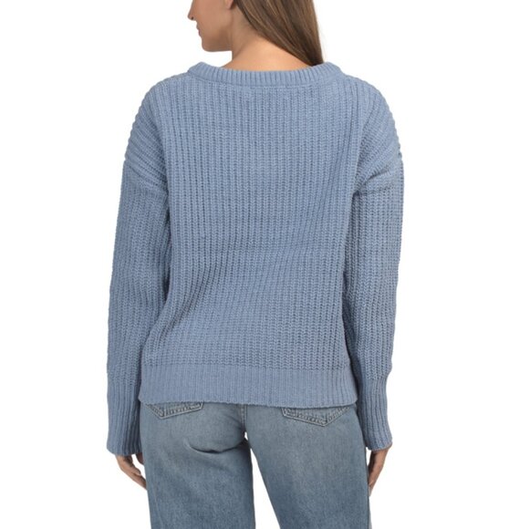 LA BIZ Periwinkle V-neck Pullover Sweater - Picture 2 of 2